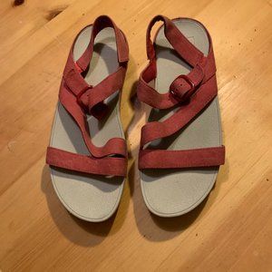 FitFlop Red Micro-Wobbleboard Sandals